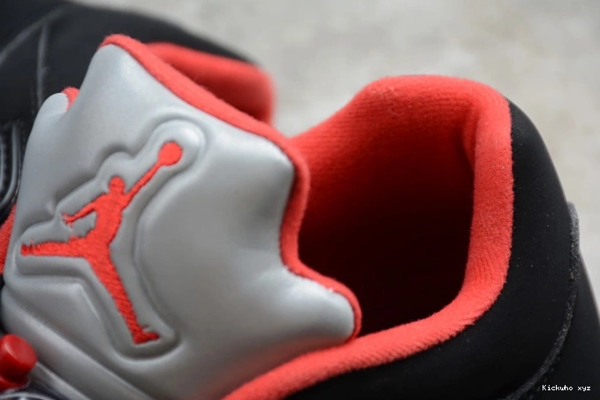 5  90 Low black 819171-001 Air Jordan mens Retro red Alternate 0718